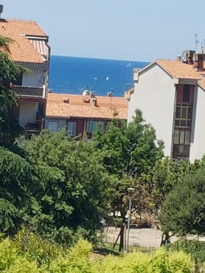 Apartment Mit Balkon بوريتش المظهر الخارجي الصورة